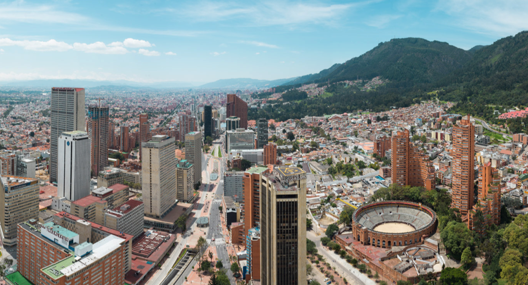 LA INVERSIÓN EXTRANJERA Y EL MERCADO COLOMBIANO por Vivian Stornelli